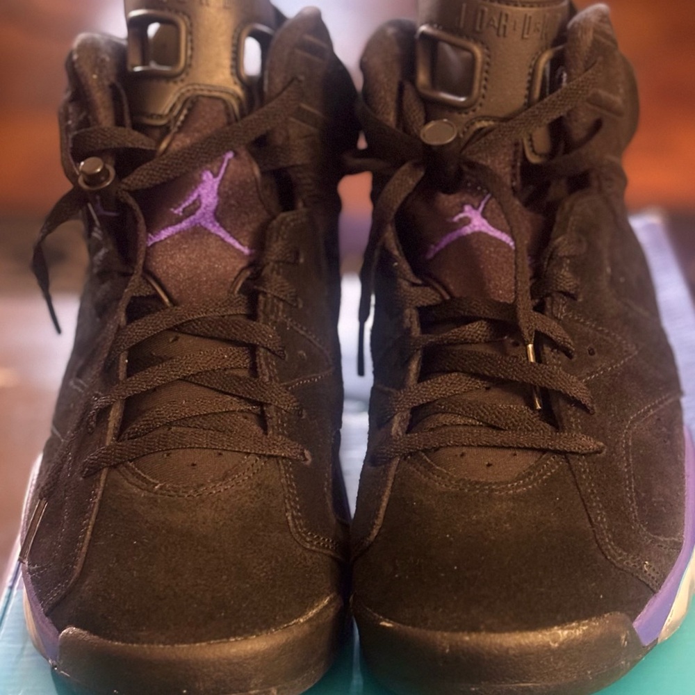 Men Air Jordan 6 Retro - Picture 3 of 11